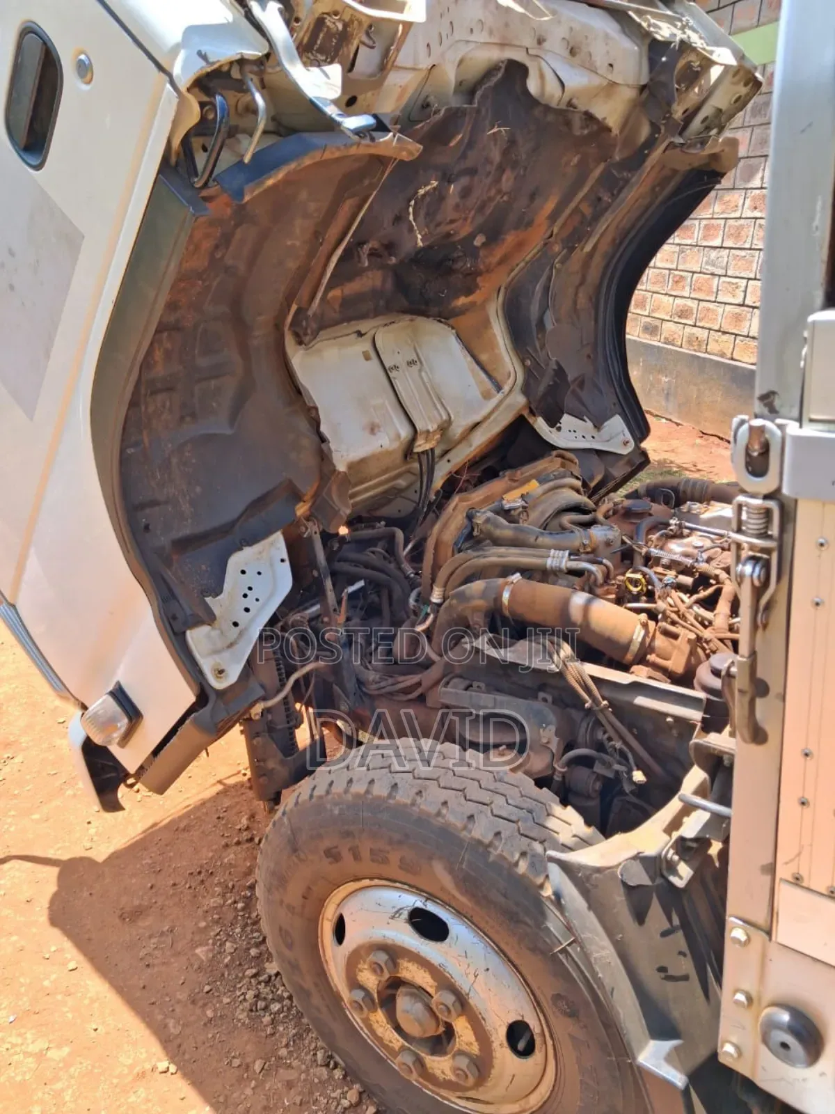 Isuzu Elf 2014