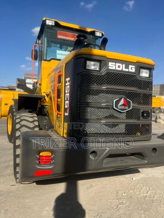 SDLG 3t Wheel Loader - thumbnail 4