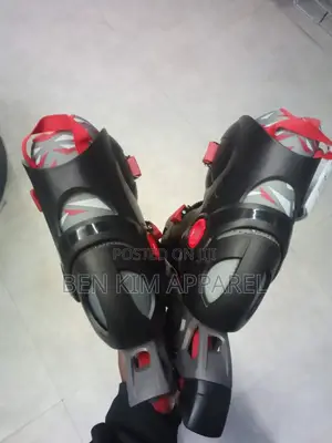 3 Sizes Adjustable Kids Inline Skates Left Foot Brake. Size 28/30.