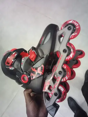 3 Sizes Adjustable Kids Inline Skates Left Foot Brake. Size 28/30.