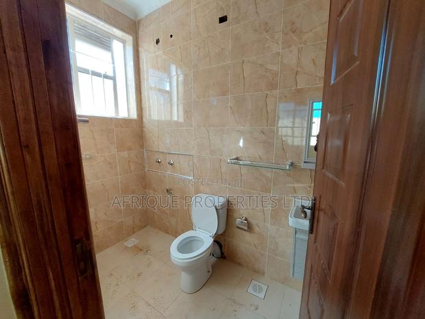 4bdrm Mansion in Ruiru Bypass, Kamakis for sale - thumbnail 7