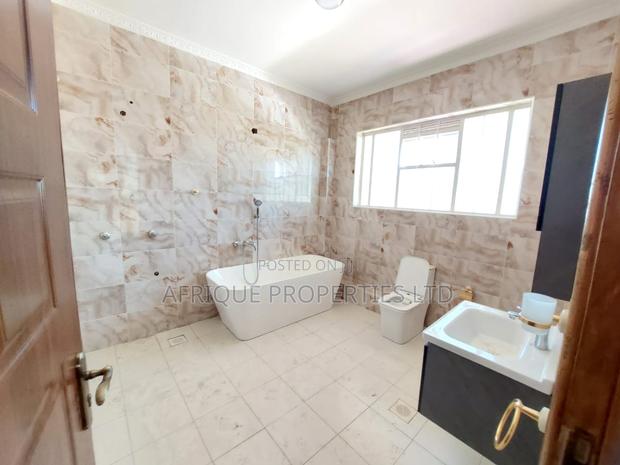 4bdrm Mansion in Ruiru Bypass, Kamakis for sale - thumbnail 10