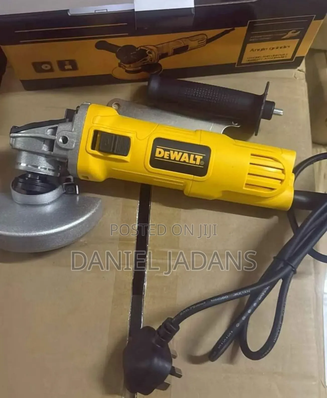 4inch Dewalt Grinder / Brand New 720w