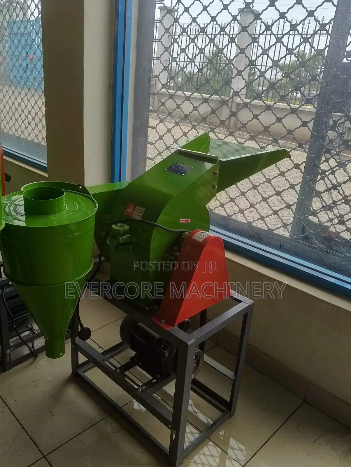 Commercial Electric Maize Grinding Machine 120 Tp 200kg/Hr.