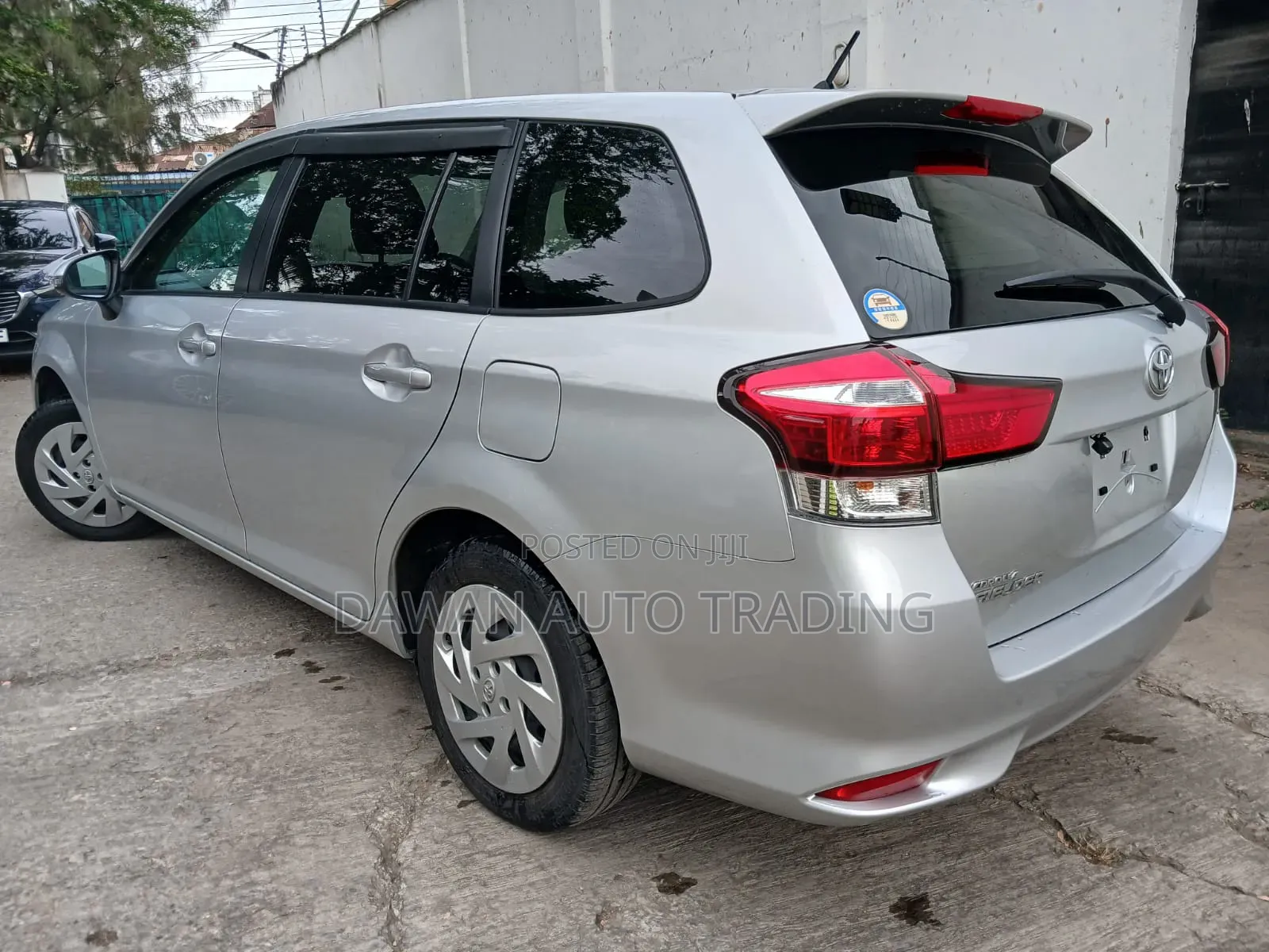 Toyota Corolla Fielder 2019 Silver