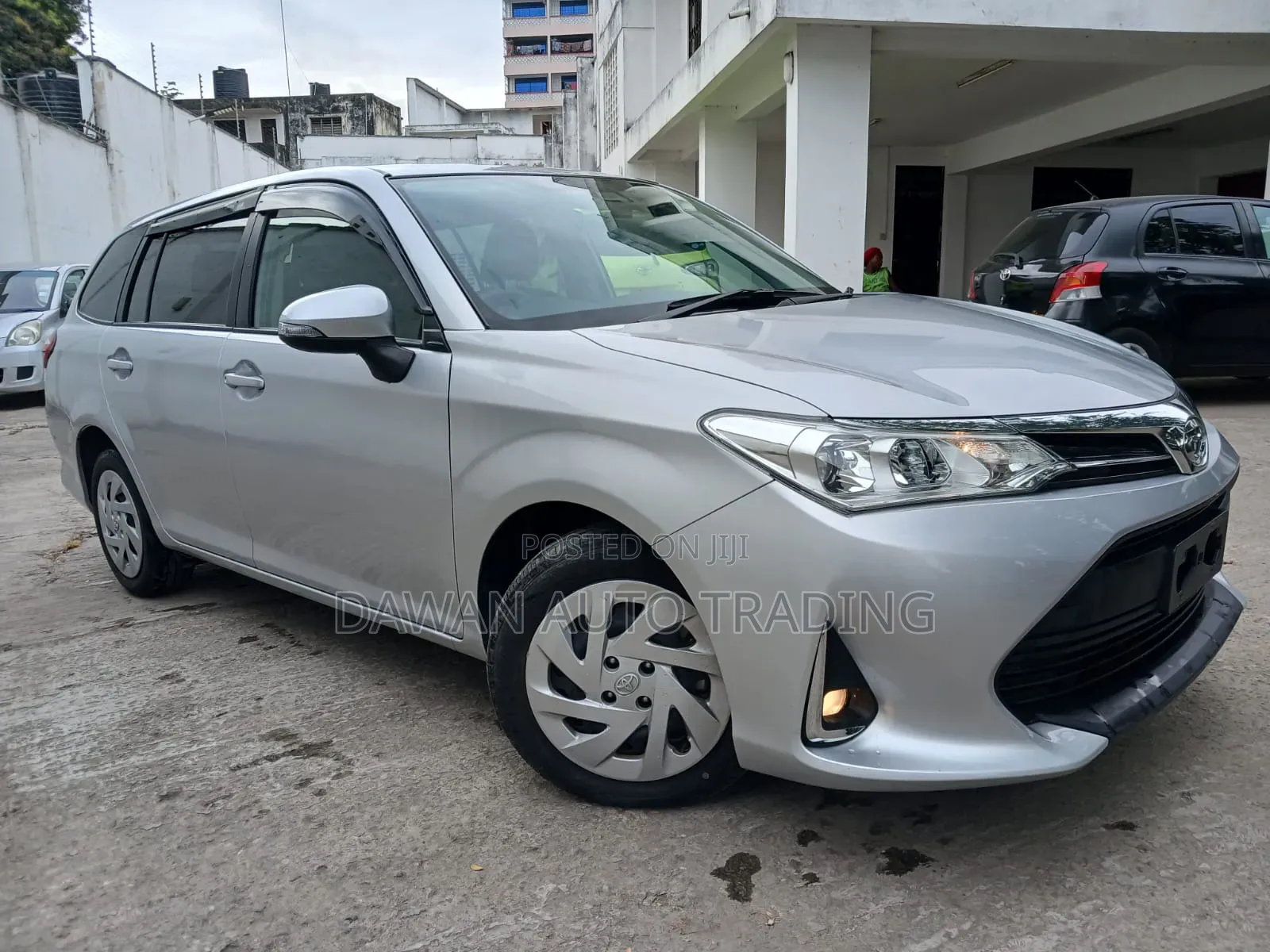 Toyota Corolla Fielder 2019 Silver