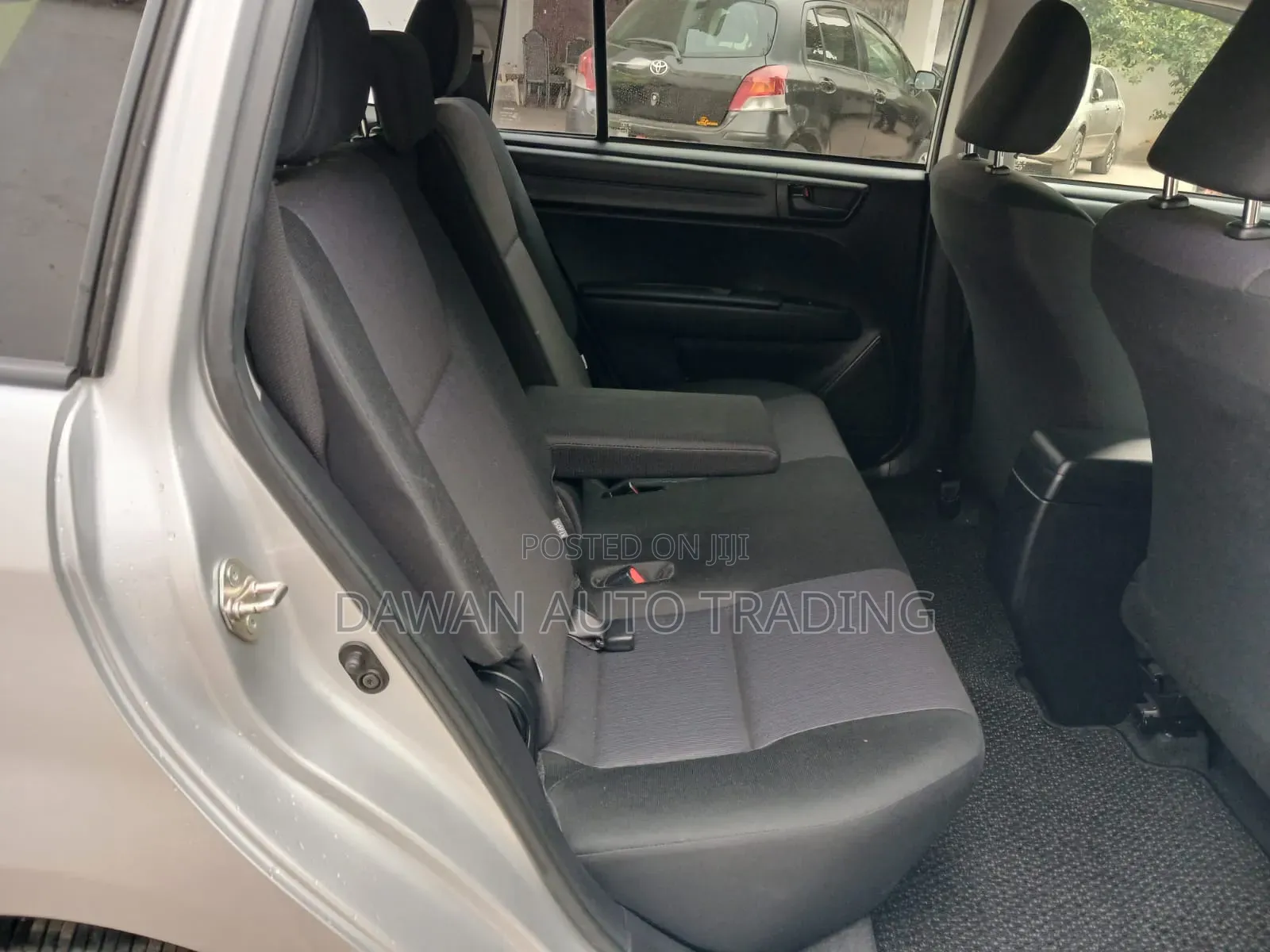 Toyota Corolla Fielder 2019 Silver