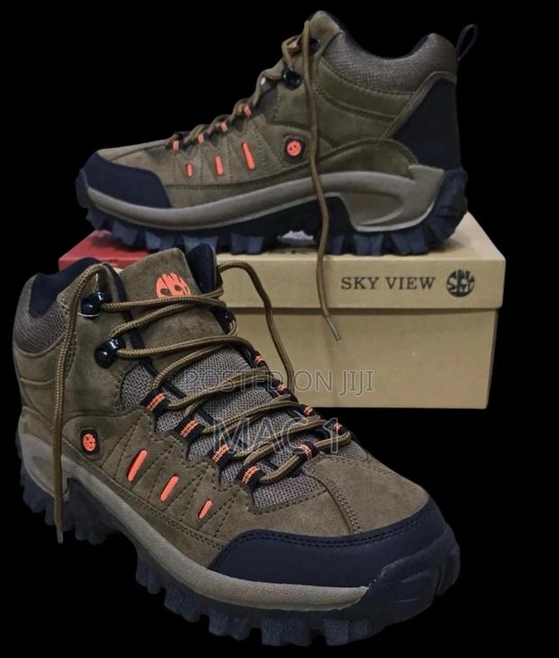 Sky View Hiking Boots for Men/Women