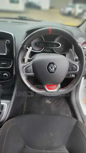 Renault Clio 2018 White