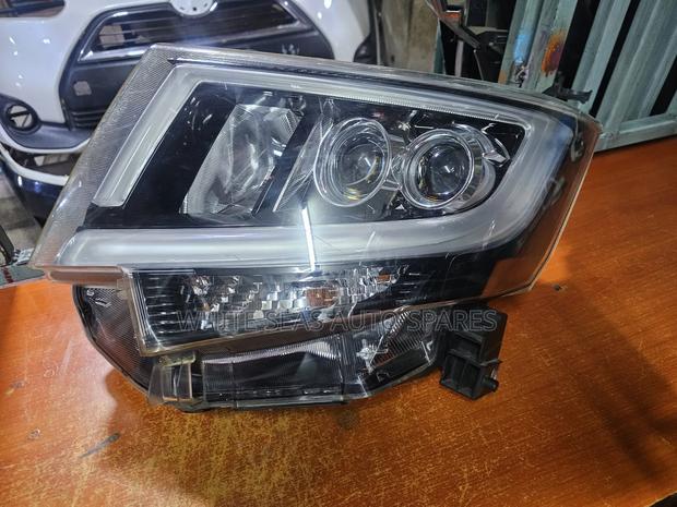 Daihatsu Move 2018 Headlight