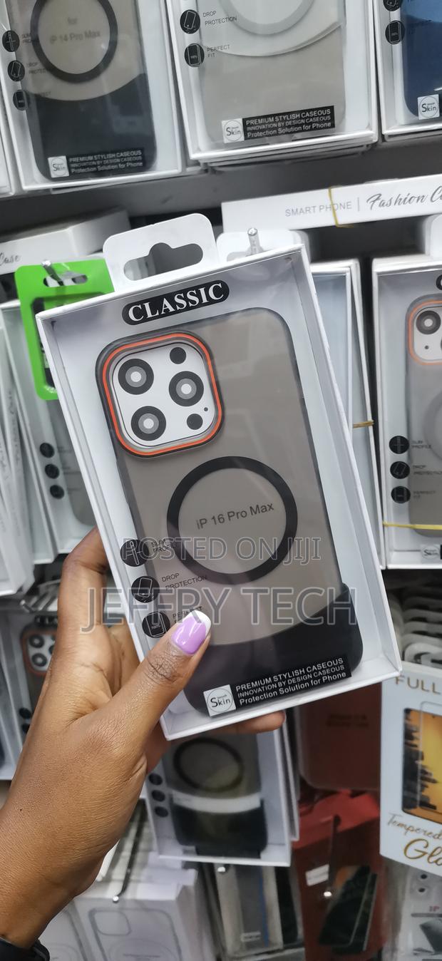 Oasik iPhone 16 Pro Max Magsafe Translucent Matte 2 in 1 Case - thumbnail 2