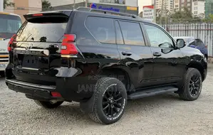 Toyota Land Cruiser Prado 2.8 2021 Black