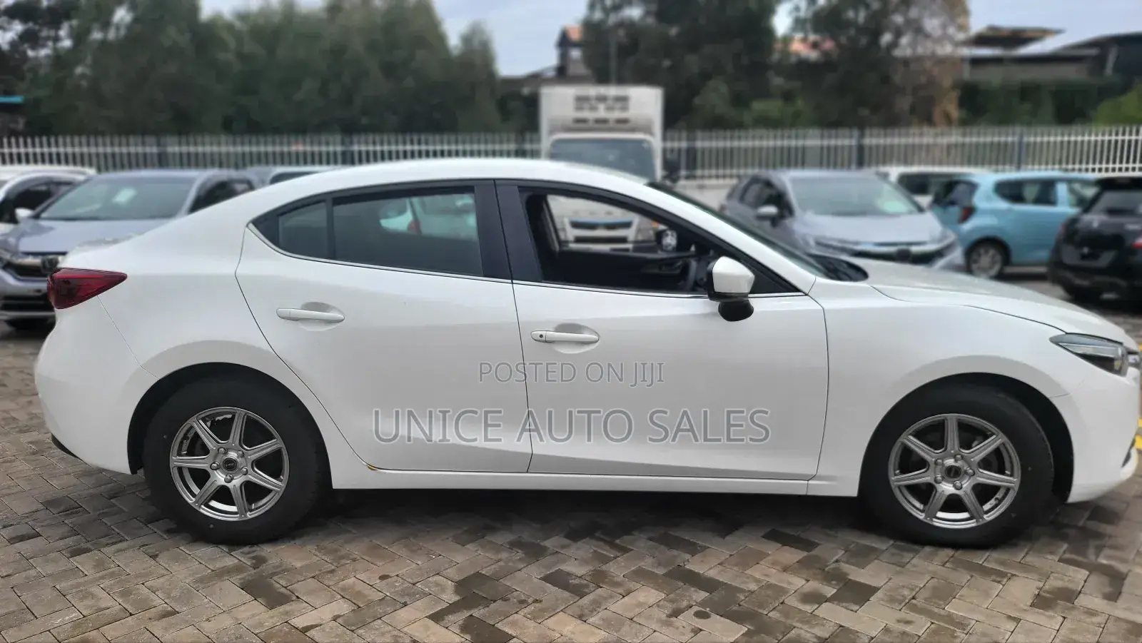 Mazda Axela 2018 White