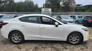 Mazda Axela 2018 White