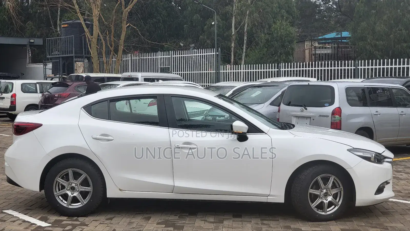 Mazda Axela 2018 White