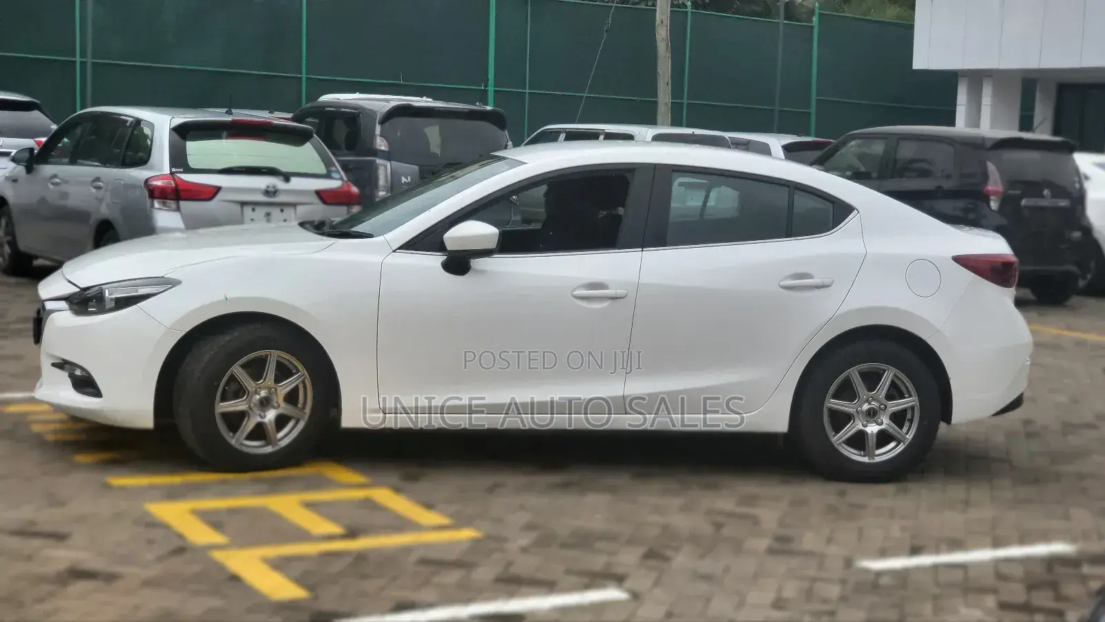 Mazda Axela 2018 White