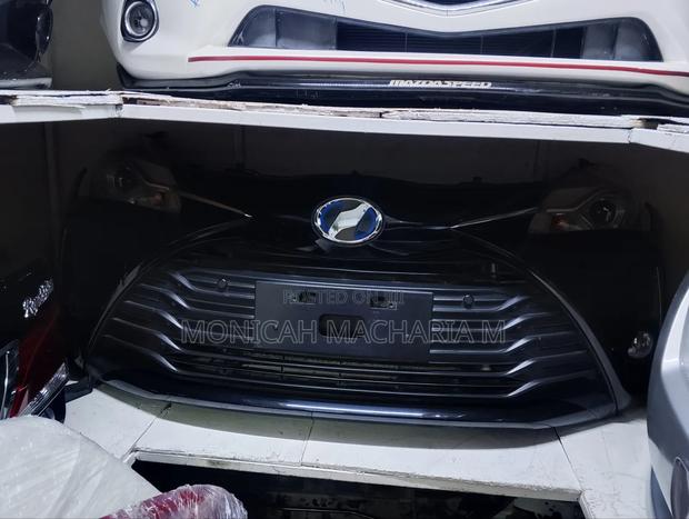 Vitz 2018 Model Nose Cut