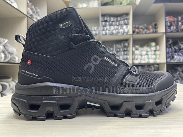 Lightweight Qc Boots High Cut X Low Cut. - thumbnail 9