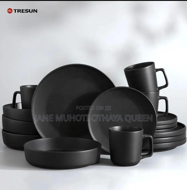 16 PCS Dinner Set Well Finished Porcelain Dinner Set