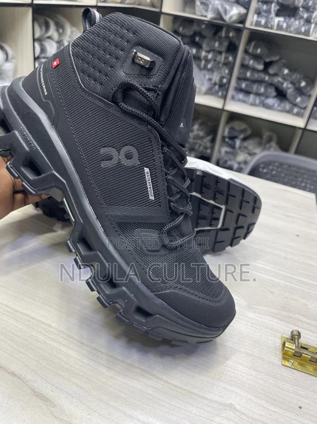 Lightweight Qc Boots High Cut X Low Cut. - thumbnail 6