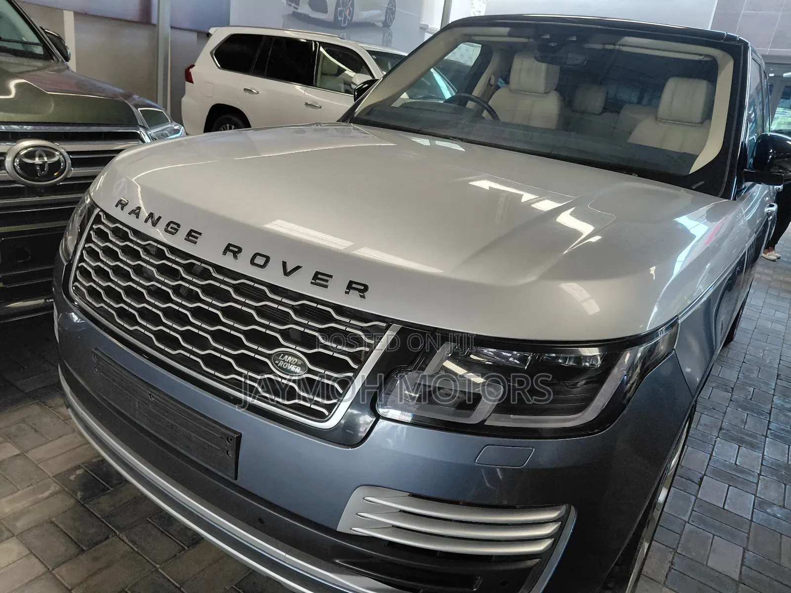 Land Rover Range Rover Vogue 2019 Blue