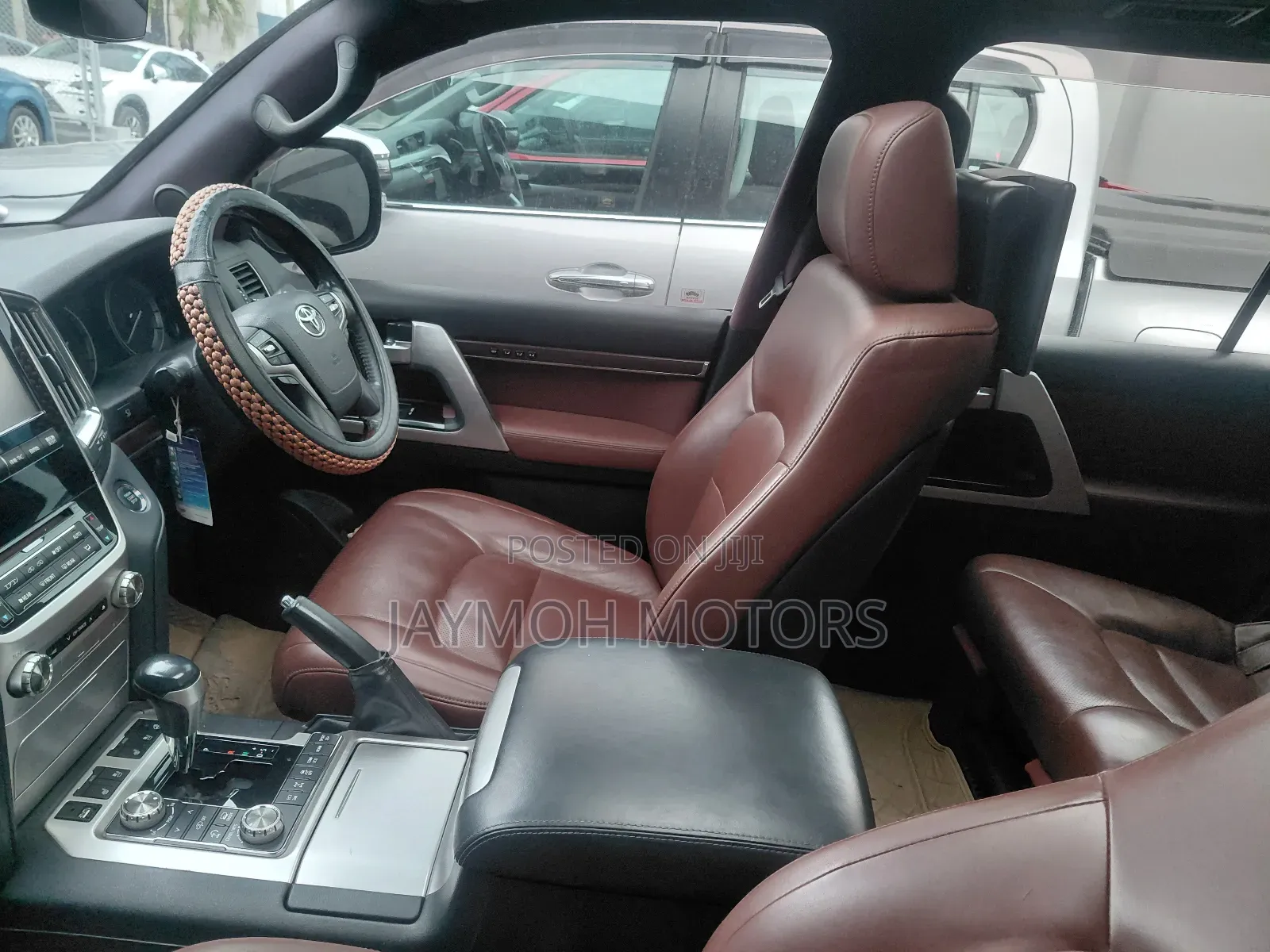 Toyota Land Cruiser 2017 Maroon
