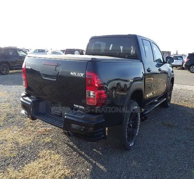 Toyota Hilux Revo Double Cab Deisel 2.4 AWD 2019 Black
