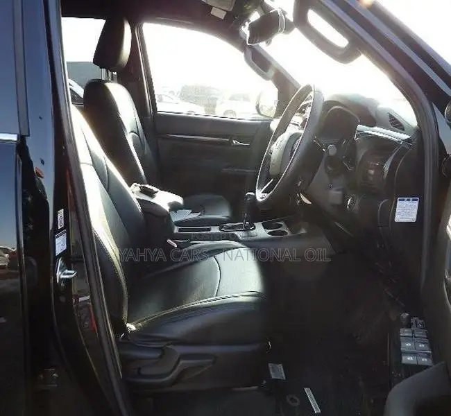Toyota Hilux Revo Double Cab Deisel 2.4 AWD 2019 Black