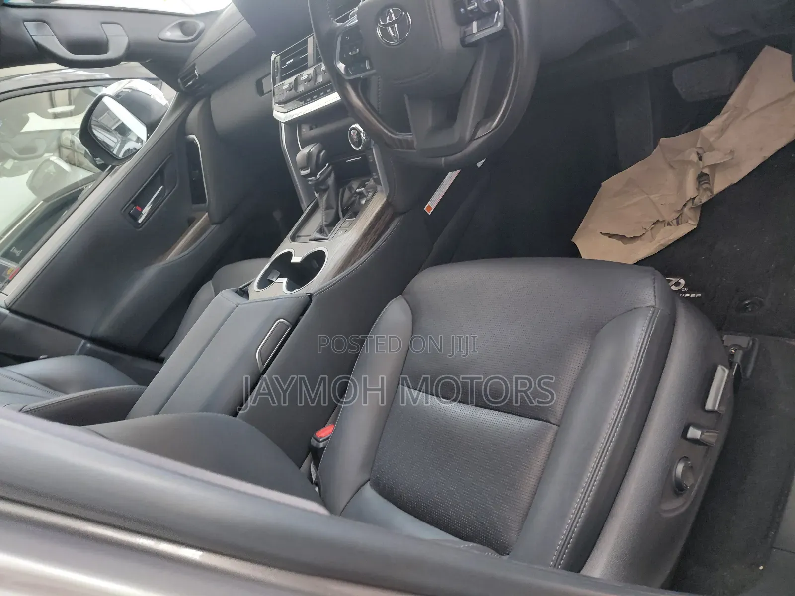 Toyota Land Cruiser 2023 Gold