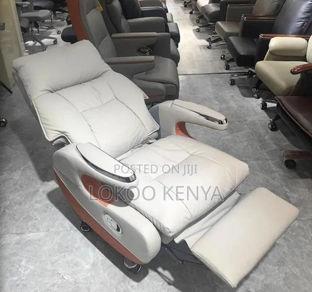 Office Chair ; Executive Leather Manager's Chair - thumbnail 10
