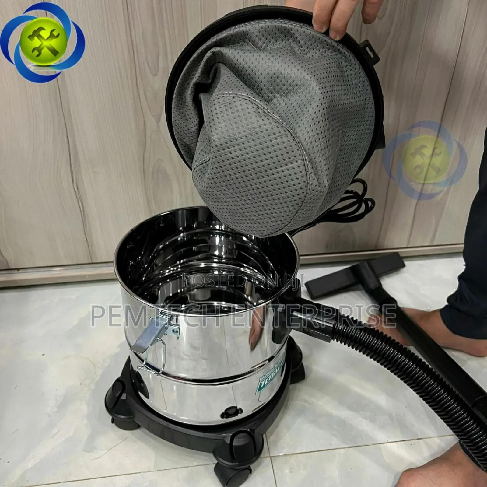 Total Wet and Dry Vacuum Cleaner, 12l Tvc12202 or 30l