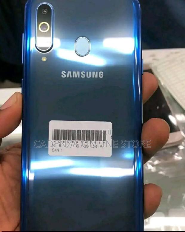 Samsung Galaxy A9 Pro (2019) 128 GB Blue - main view