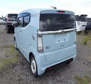 Honda N-Box 660 FWD 2018 Blue