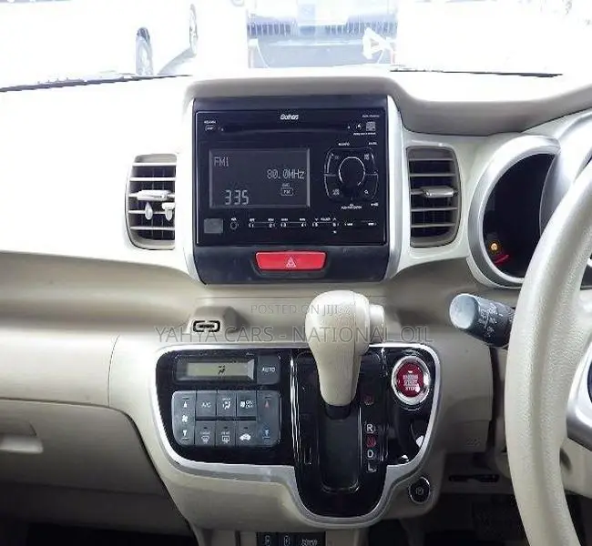 Honda N-Box 660 FWD 2018 Blue