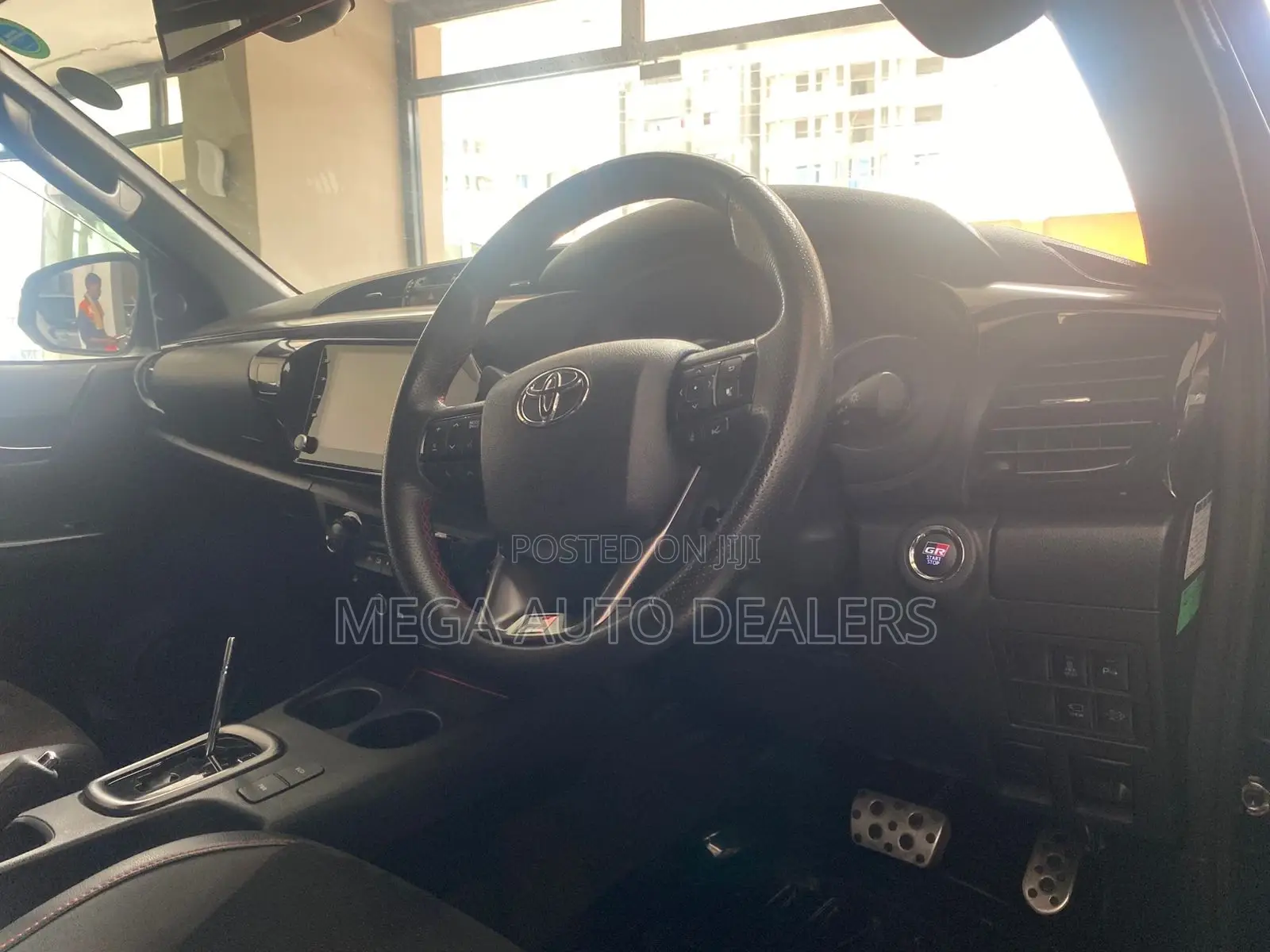Toyota Hilux 2021 Black