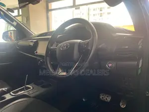 Toyota Hilux 2021 Black