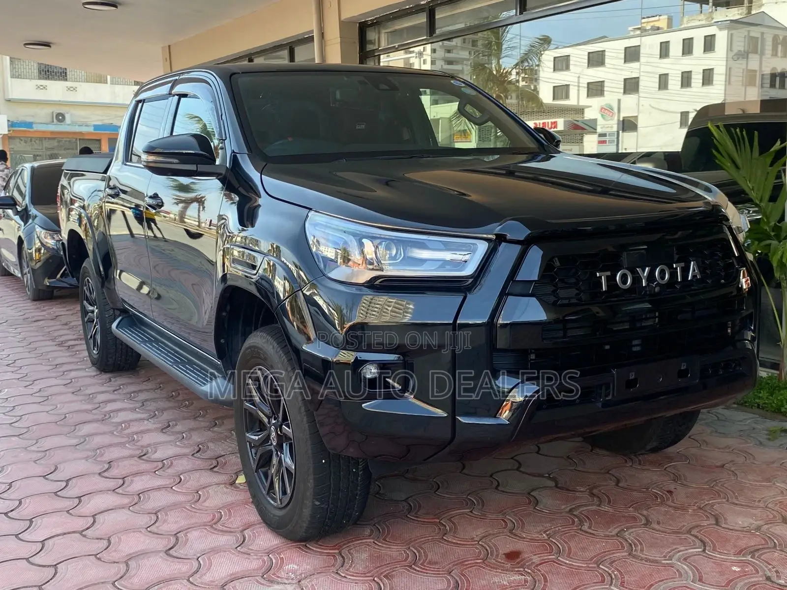 Toyota Hilux 2021 Black