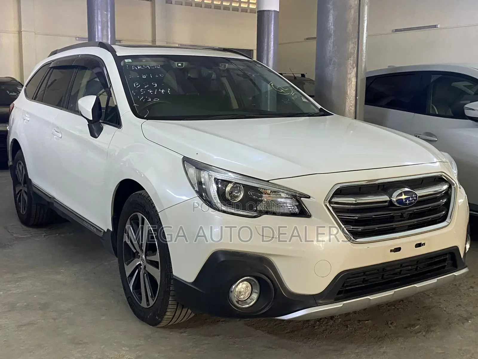 Subaru Outback 2018 White