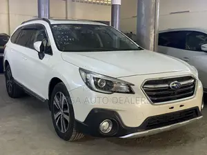 Subaru Outback 2018 White