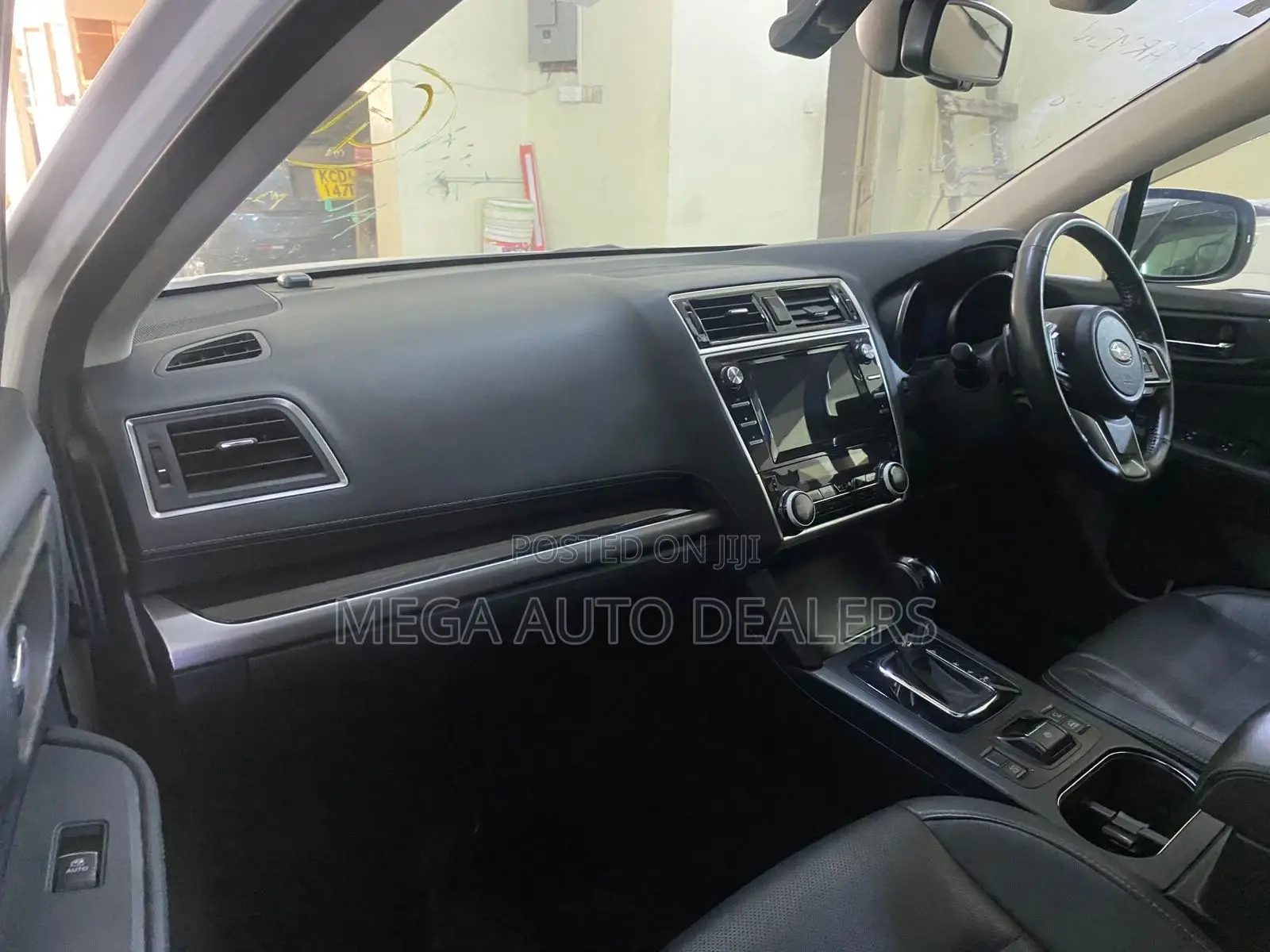 Subaru Outback 2018 White