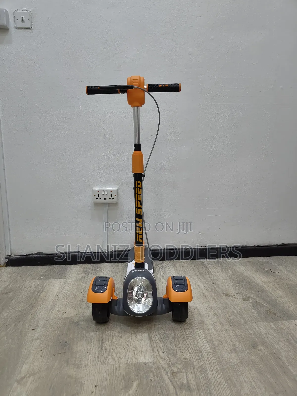 Scooters With Handbrake Lights