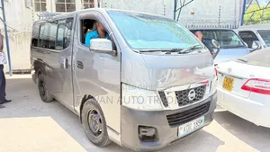 Nissan NV350 2018 Gray