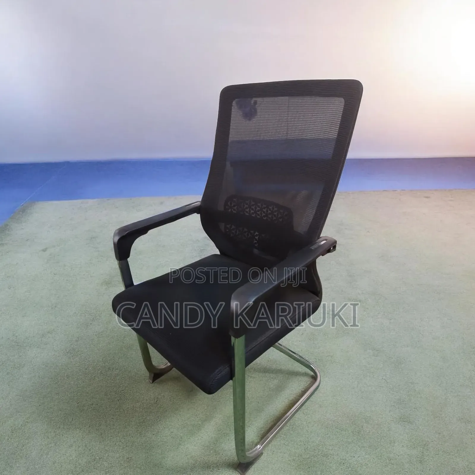 Modern Waiting Seat