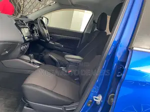 Mitsubishi RVR 2018 Blue