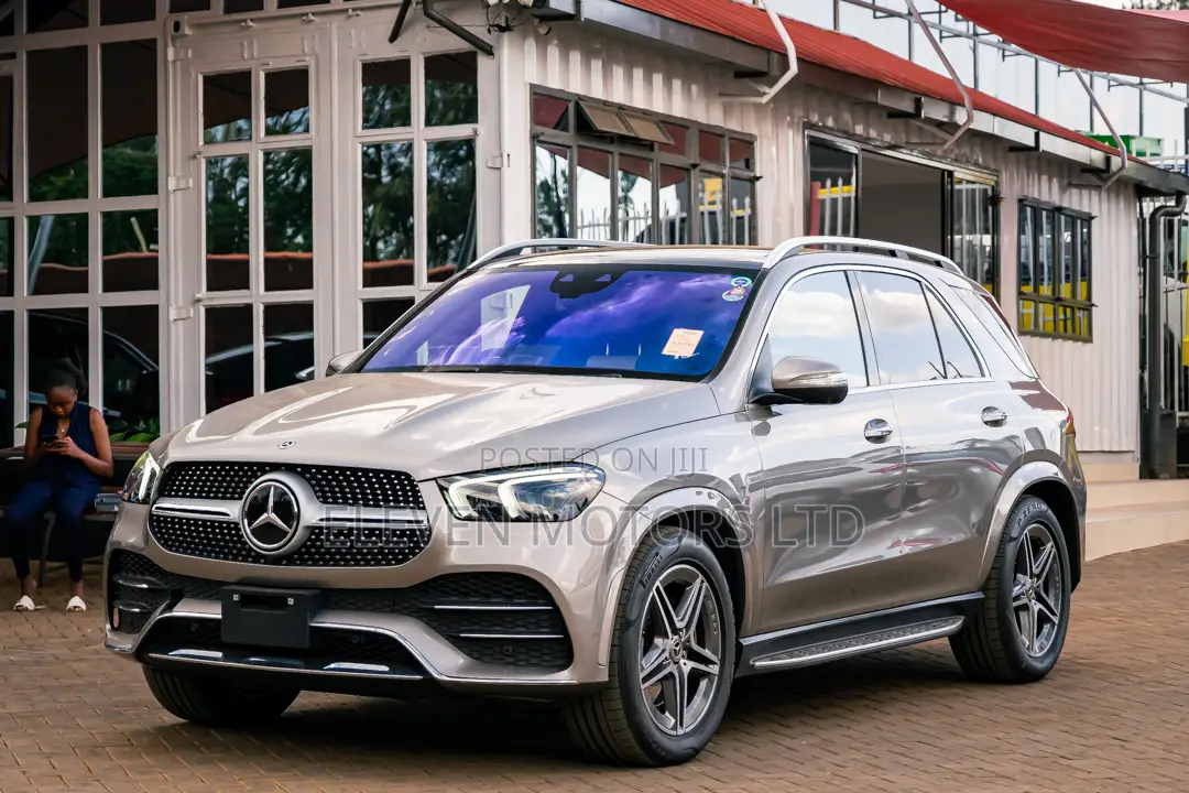 Mercedes-Benz GLE-Class GLE 400d 4MATIC 2020 Gold
