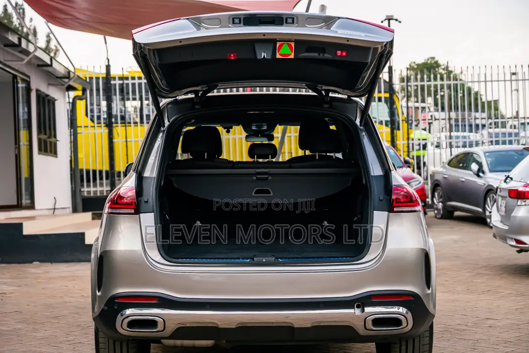 Mercedes-Benz GLE-Class GLE 400d 4MATIC 2020 Gold