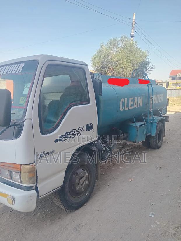 Isuzu NPR Water Boozer - thumbnail 3