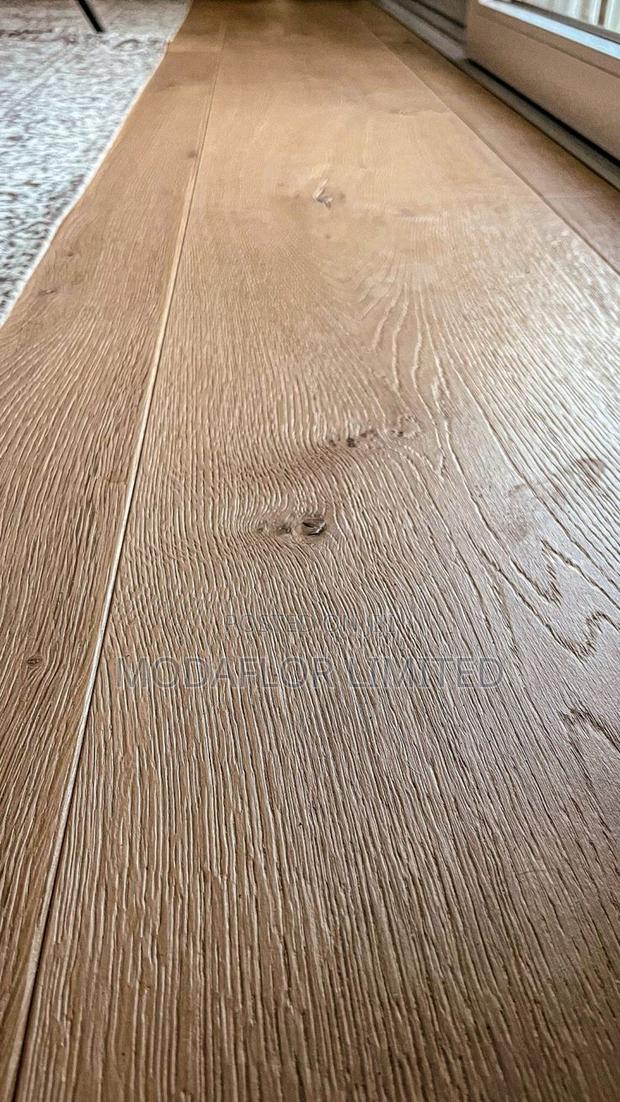 SPC Flooring – Style Meets Durability - thumbnail 2