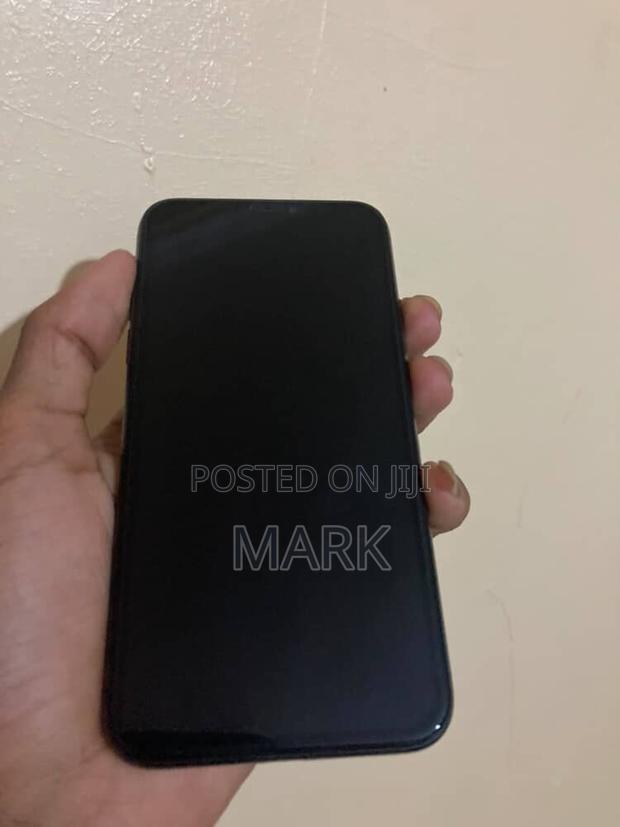 Apple iPhone X 256 GB Black - thumbnail 2