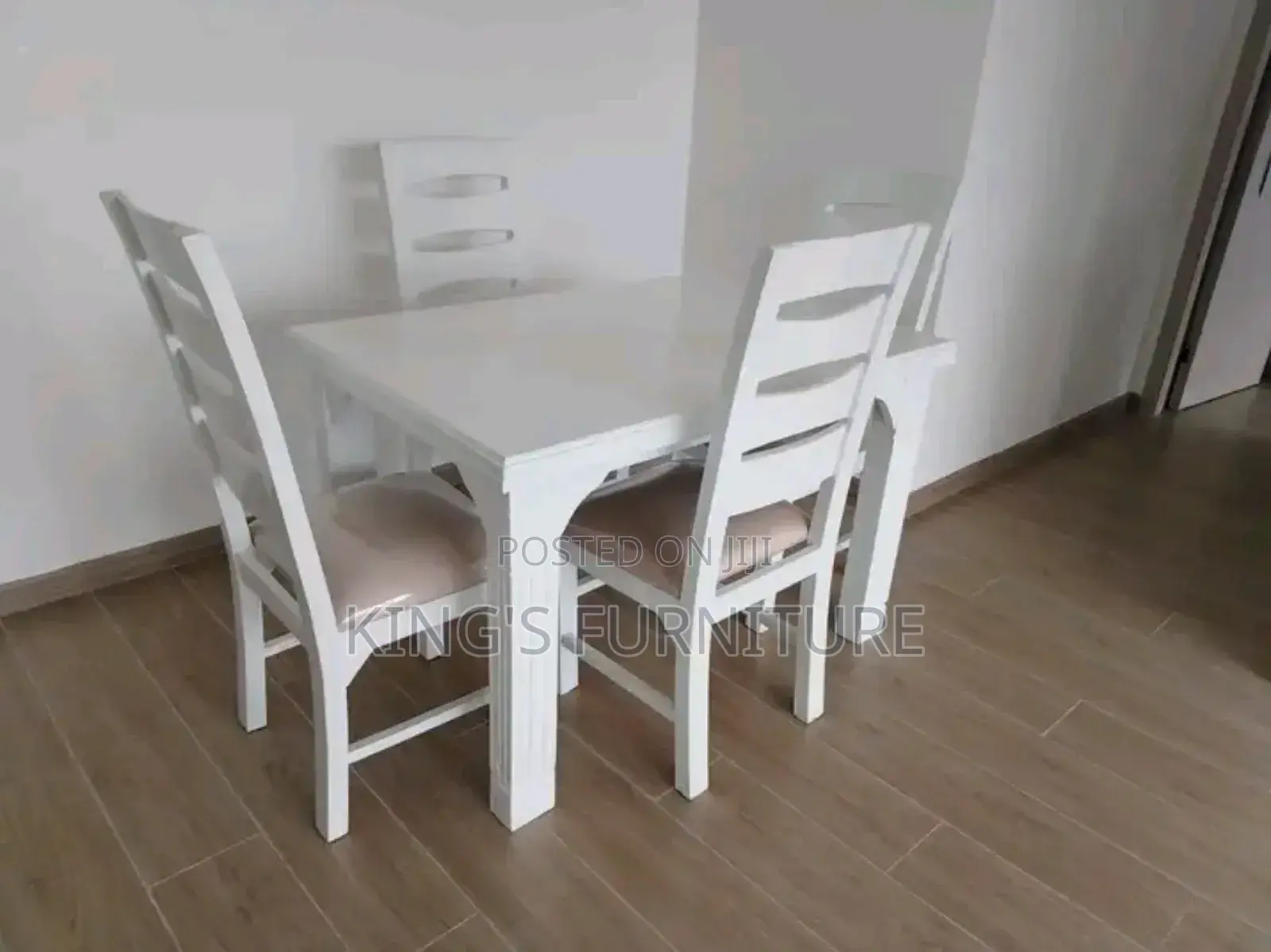 4 Seater Quality Dining Table